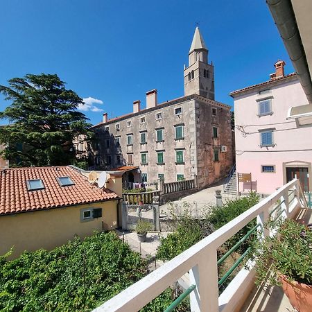 Apartment Branko With Terrace, Old Town Labin Лабин Екстериор снимка