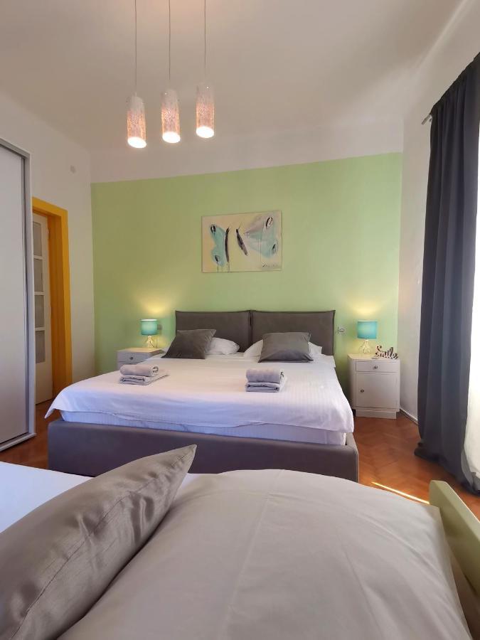 Apartment Branko With Terrace, Old Town Labin Лабин Екстериор снимка